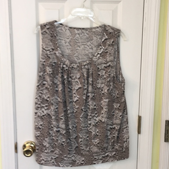 Ann Taylor Loft Sleeveless Top XL. Python Print - Picture 1 of 6